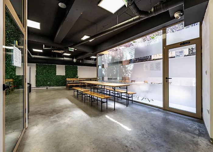 Heart Of The 旅馆 *